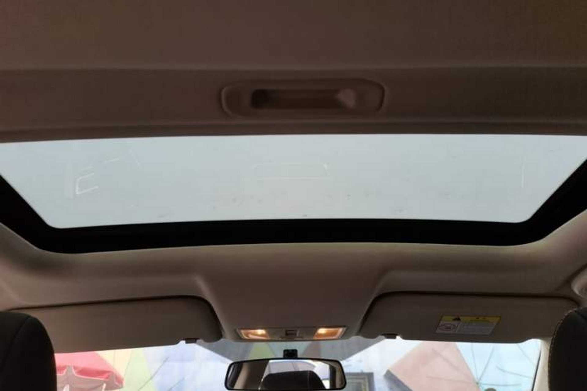 Used CHANGAN Eado DT 2019 1.6L Manual Comfort Model China VI Standard Headliner