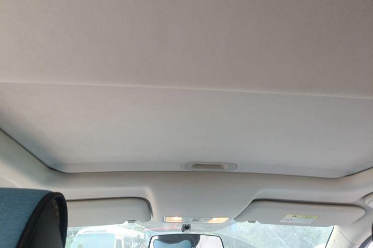Used CHANGAN Eado DT 2019 1.6L Manual Enjoyment Model China VI Standard Headliner