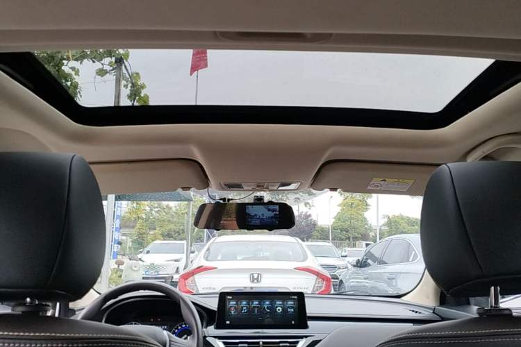 Used CHANGAN Eado DT 2019 1.6L Manual Enjoyment Model China VI Standard Headliner