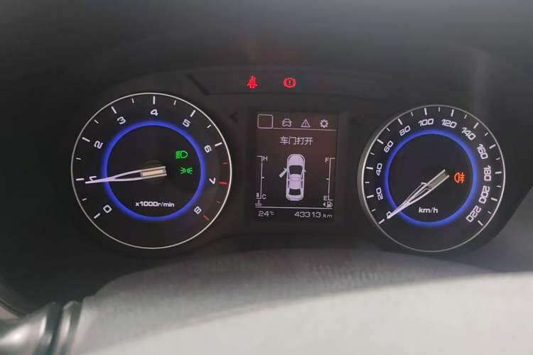 Used CHANGAN Eado DT 2019 1.6L Manual Comfort Model China VI Standard Instrument Cluster