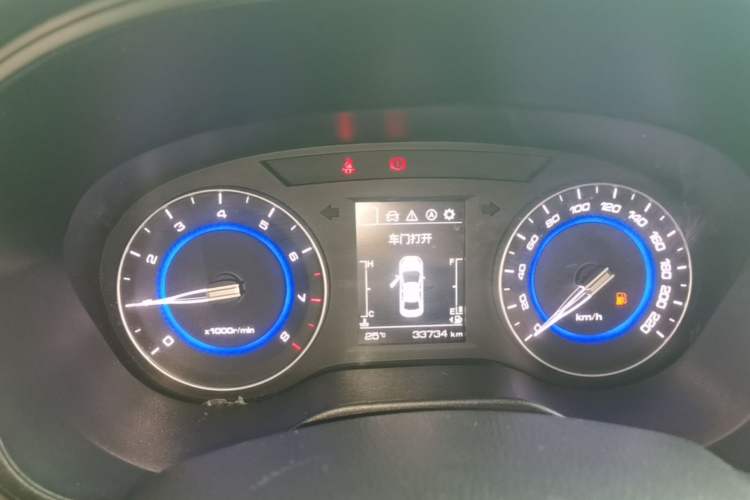 Used CHANGAN Eado DT 2019 1.6L Manual Comfort Model China VI Standard Instrument Cluster