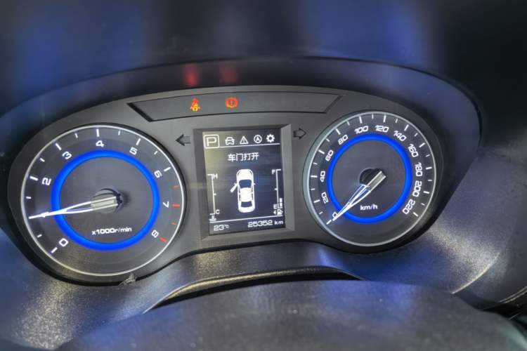 Used CHANGAN Eado DT 2019 1.6L Automatic Smart Enjoyment Model China VI Standard Instrument Cluster