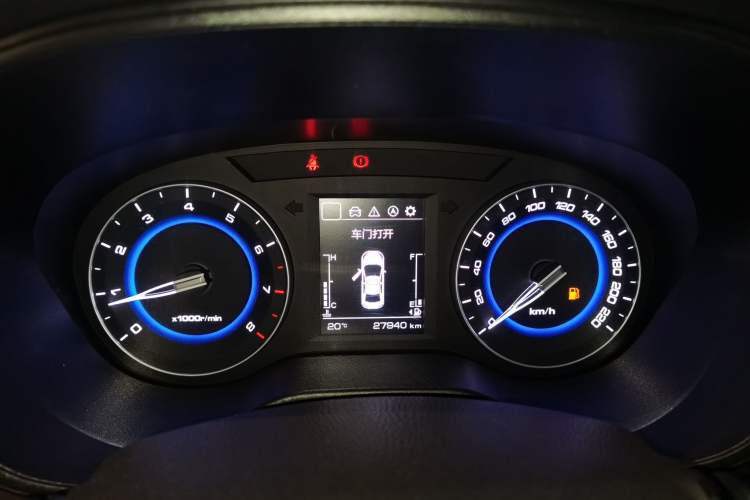 Used CHANGAN Eado DT 2019 1.6L Manual Comfort Model China VI Standard Instrument Cluster