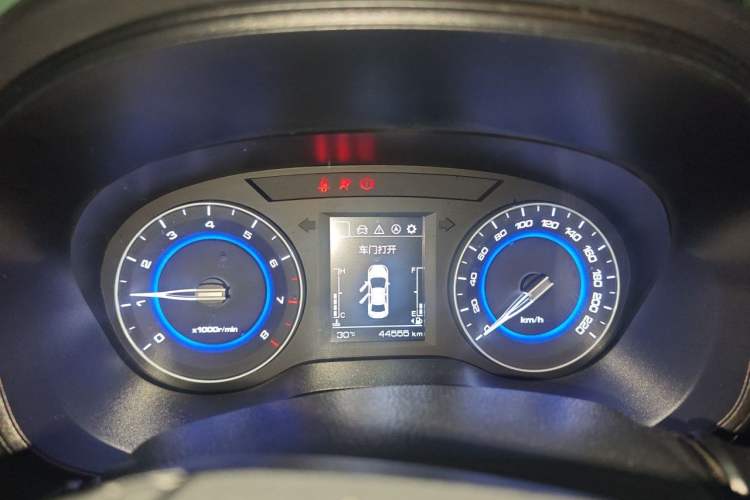 Used CHANGAN Eado DT 2019 1.6L Manual Comfort Model China VI Standard Instrument Cluster