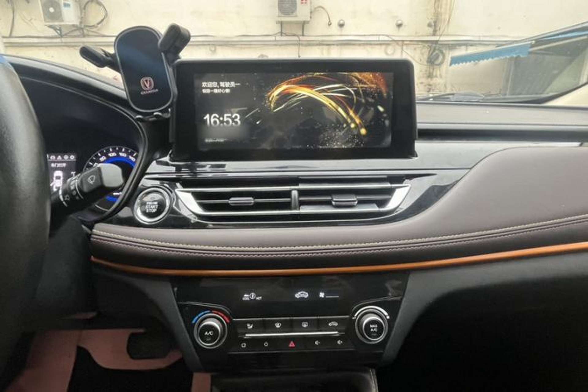 Used CHANGAN Eado DT 2019 1.6L Automatic Smart Enjoyment Model China VI Standard Interior 1