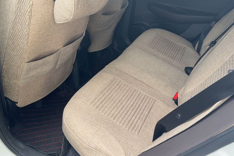 Used CHANGAN Eado DT 2019 1.6L Manual Enjoyment Model China VI Interior 1