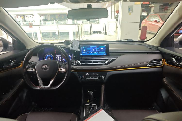 Used CHANGAN Eado DT 2019 1.6L Automatic Smart Enjoyment Model China VI Standard Interior 2