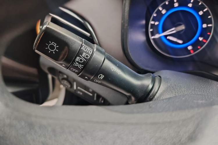 Used CHANGAN Eado DT 2019 1.6L Manual Enjoyment Model China VI Standard Interior 6