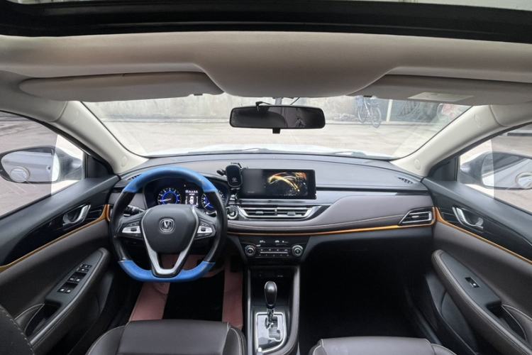 Used CHANGAN Eado DT 2019 1.6L Automatic Smart Enjoyment Model China VI Standard Interior 7