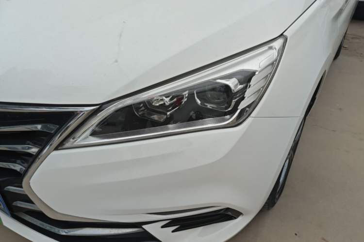 Used CHANGAN Eado DT 2019 1.6L Manual Comfort Model China VI Standard Left Front Headlight