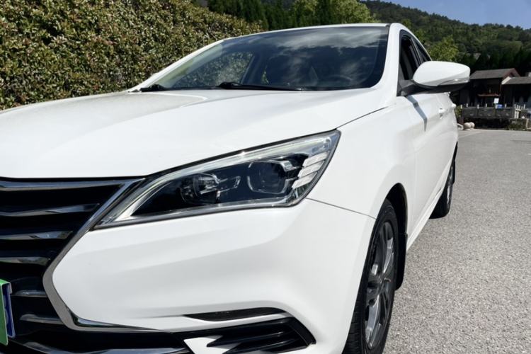 Used CHANGAN Eado DT 2019 1.6L Manual Comfort Model China VI Standard Left Front Headlight