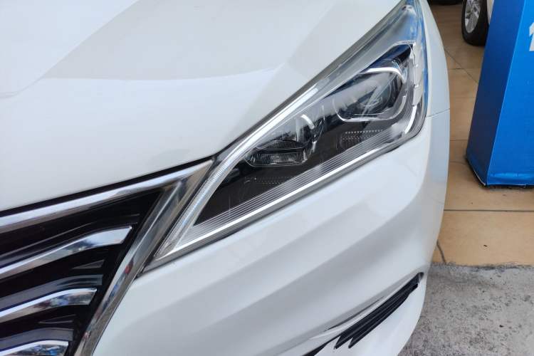 Used CHANGAN Eado DT 2019 1.6L Manual Comfort Model China VI Standard Left Front Headlight