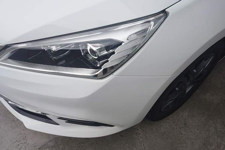 Used CHANGAN Eado DT 2019 1.6L Manual Comfort Model China VI Standard Left Front Headlight