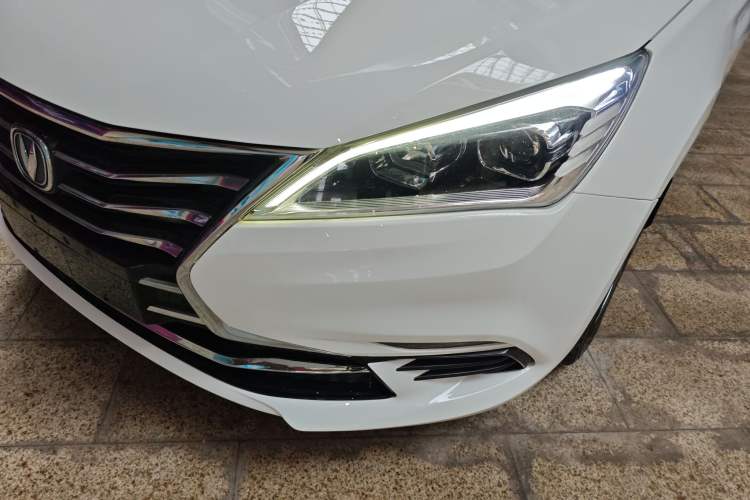 Used CHANGAN Eado DT 2019 1.6L Manual Enjoyment Model China VI Standard Left Front Headlight