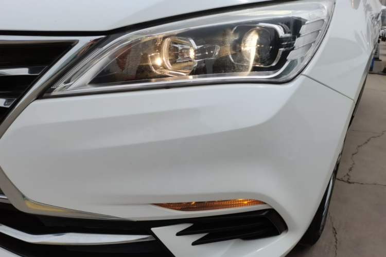 Used CHANGAN Eado DT 2019 1.6L Manual Comfort Model China VI Standard Left Front Headlight
