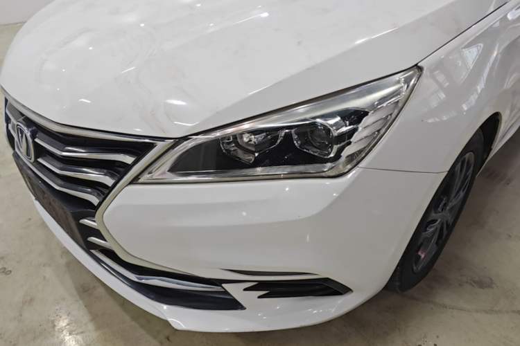 Used CHANGAN Eado DT 2019 1.6L Manual Comfort Model China VI Standard Left Front Headlight