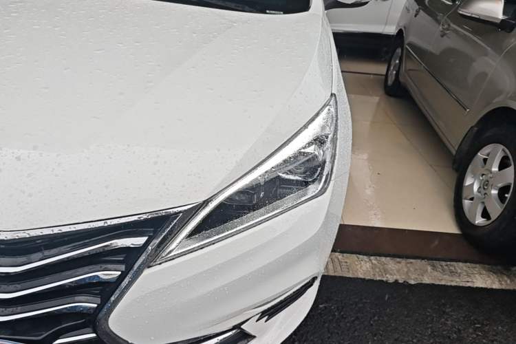 Used CHANGAN Eado DT 2019 1.6L Automatic Smart Enjoyment Model China VI Standard Left Front Headlight