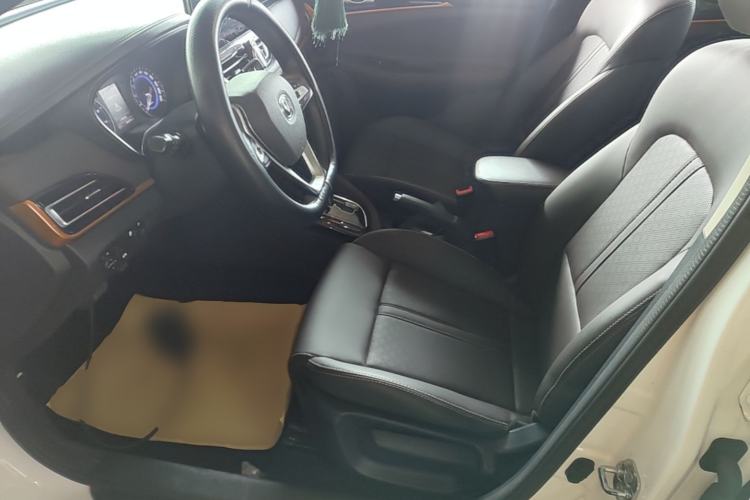 Used CHANGAN Eado DT 2019 1.6L Automatic Smart Enjoyment Model China VI Standard Left Front Seat