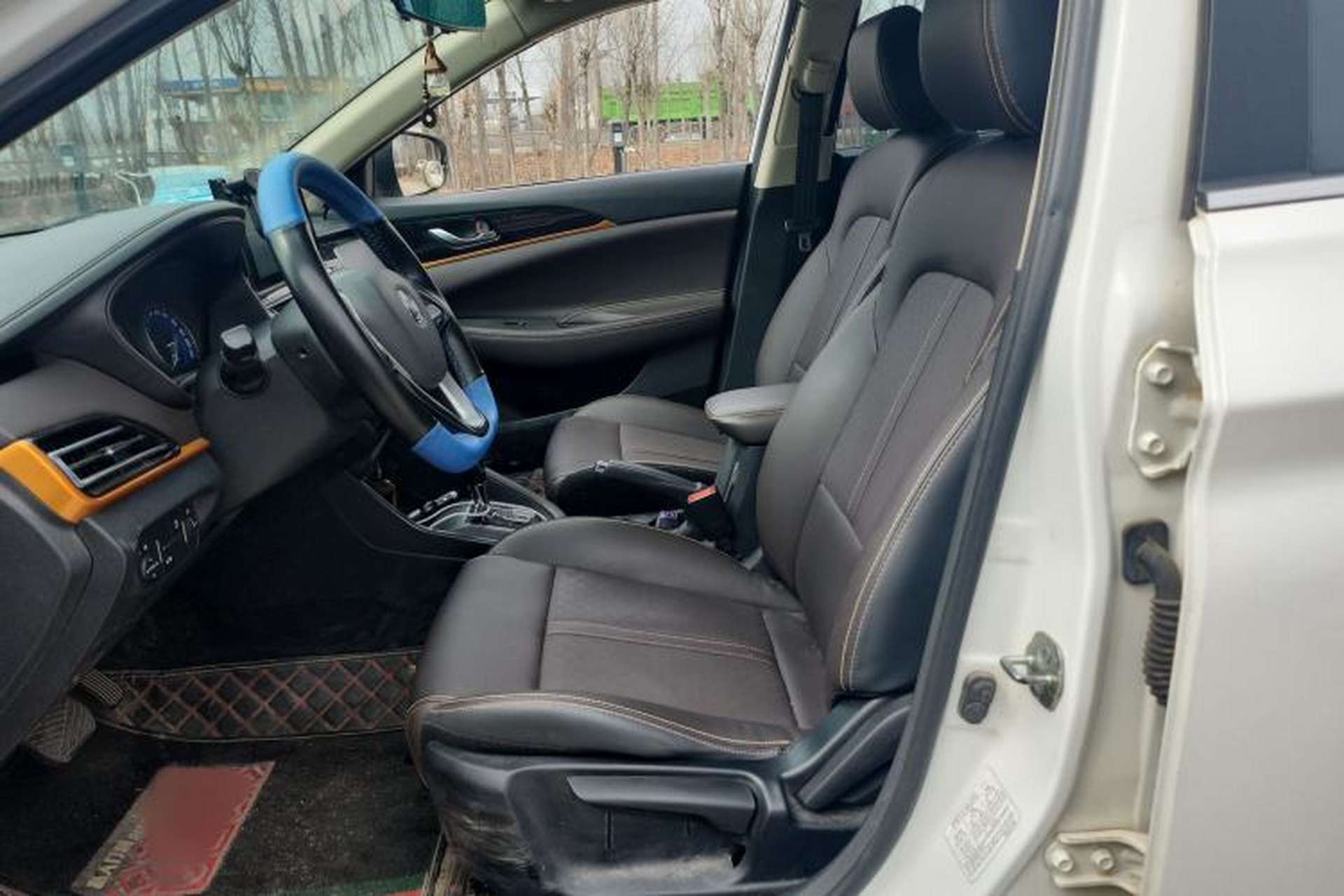Used CHANGAN Eado DT 2019 1.6L Automatic Smart Enjoyment Model China VI Standard Left Front Seat