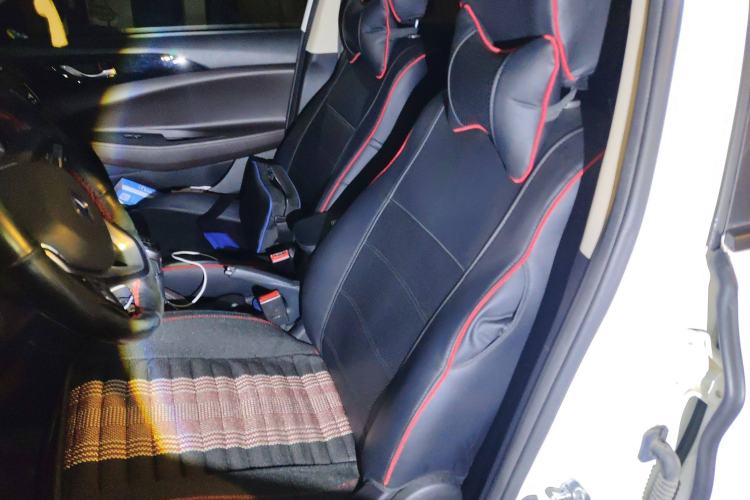 Used CHANGAN Eado DT 2019 1.6L Manual Comfort Model China VI Standard Left Front Seat