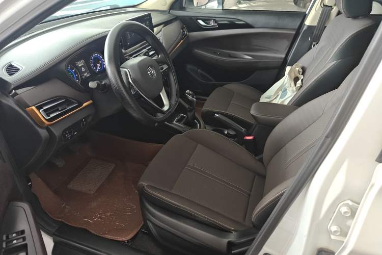 Used CHANGAN Eado DT 2019 1.6L Manual Comfort Model China VI Standard Left Front Seat