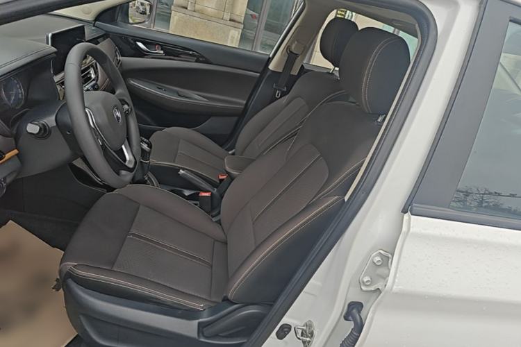 Used CHANGAN Eado DT 2019 1.6L Manual Comfort Model China VI Standard Left Front Seat