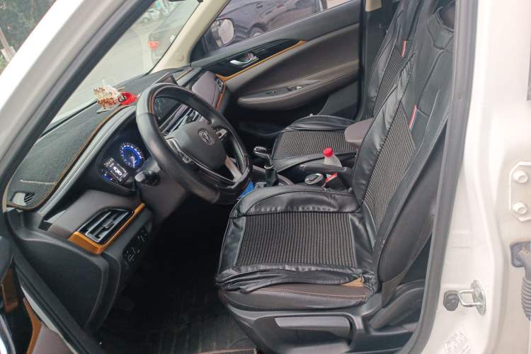 Used CHANGAN Eado DT 2019 1.6L Manual Enjoyment Model China VI Standard Left Front Seat