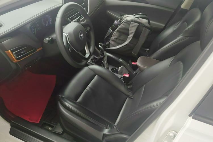 Used CHANGAN Eado DT 2019 1.6L Manual Comfort Model China VI Standard Left Front Seat