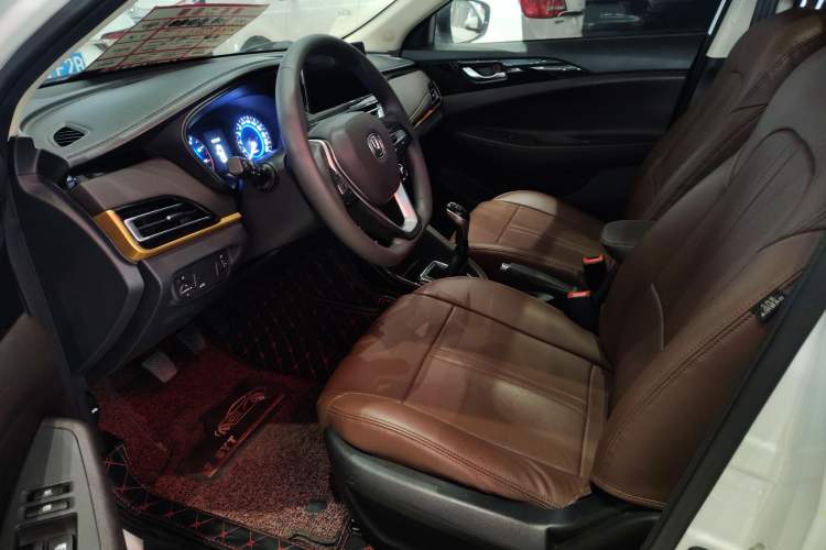 Used CHANGAN Eado DT 2019 1.6L Manual Comfort Model China VI Standard Left Front Seat