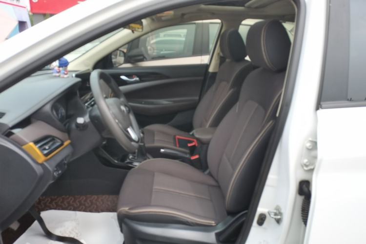 Used CHANGAN Eado DT 2019 1.6L Manual Comfort Model China VI Standard Left Front Seat