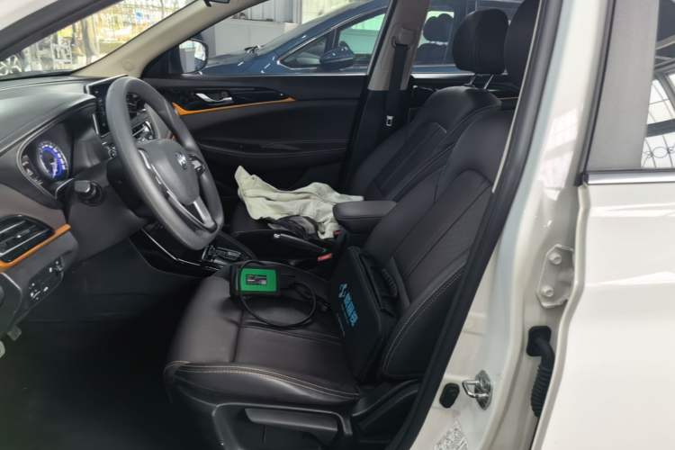 Used CHANGAN Eado DT 2019 1.6L Automatic Smart Enjoyment Model China VI Standard Left Front Seat