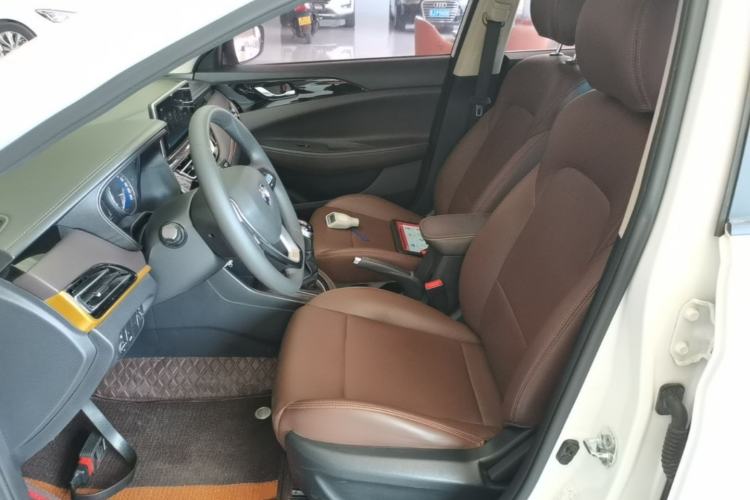 Used CHANGAN Eado DT 2019 1.6L Manual Comfort Model China VI Standard Left Front Seat