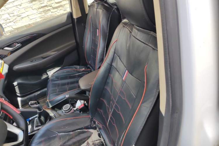 Used CHANGAN Eado DT 2019 1.6L Manual Comfort Model China VI Standard Left Front Seat