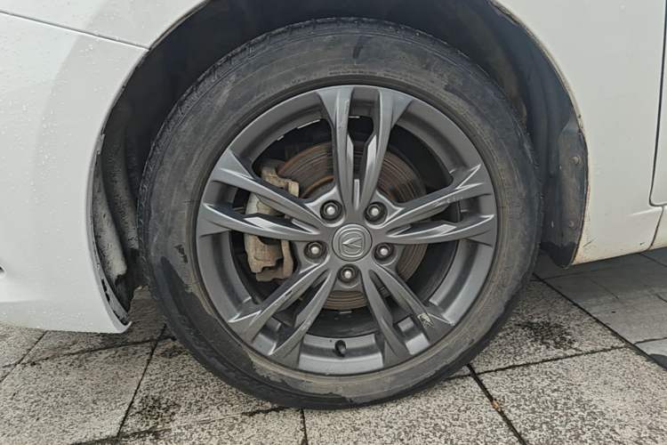 Used CHANGAN Eado DT 2019 1.6L Manual Comfort Model China VI Standard Left Front Wheel Hub