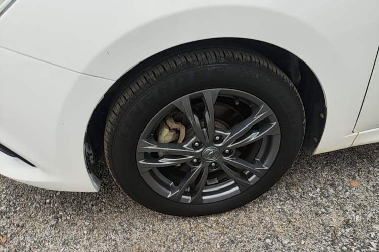 Used CHANGAN Eado DT 2019 1.6L Manual Comfort Model China VI Standard Left Front Wheel Hub