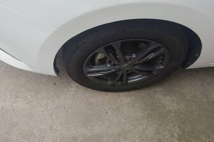 Used CHANGAN Eado DT 2019 1.6L Manual Comfort Model China VI Standard Left Front Wheel Hub