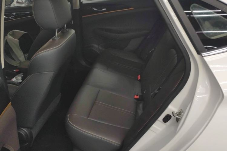 Used CHANGAN Eado DT 2019 1.6L Automatic Smart Enjoyment Model China VI Standard Left Rear Seat