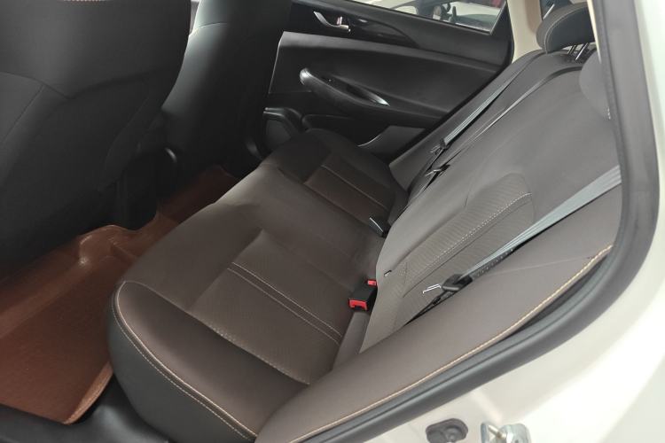 Used CHANGAN Eado DT 2019 1.6L Manual Comfort Model China VI Standard Left Rear Seat