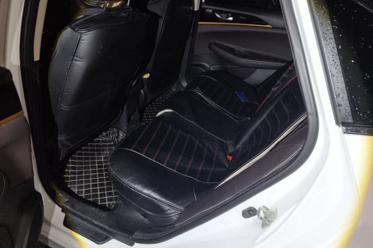 Used CHANGAN Eado DT 2019 1.6L Manual Enjoyment Model China VI Standard Left Rear Seat
