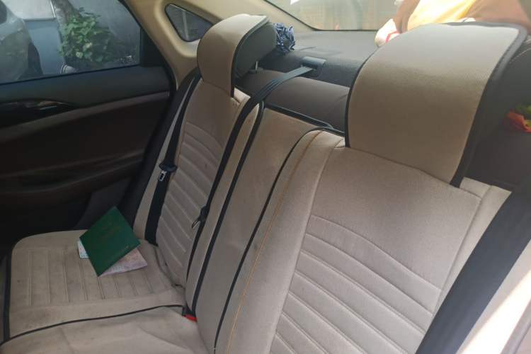 Used CHANGAN Eado DT 2019 1.6L Manual Comfort Model China VI Standard Left Rear Seat
