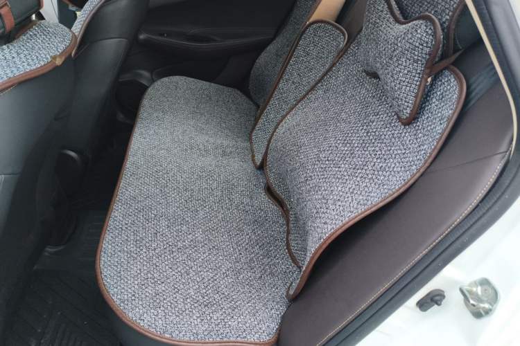 Used CHANGAN Eado DT 2019 1.6L Automatic Smart Enjoyment Model China VI Standard Left Rear Seat