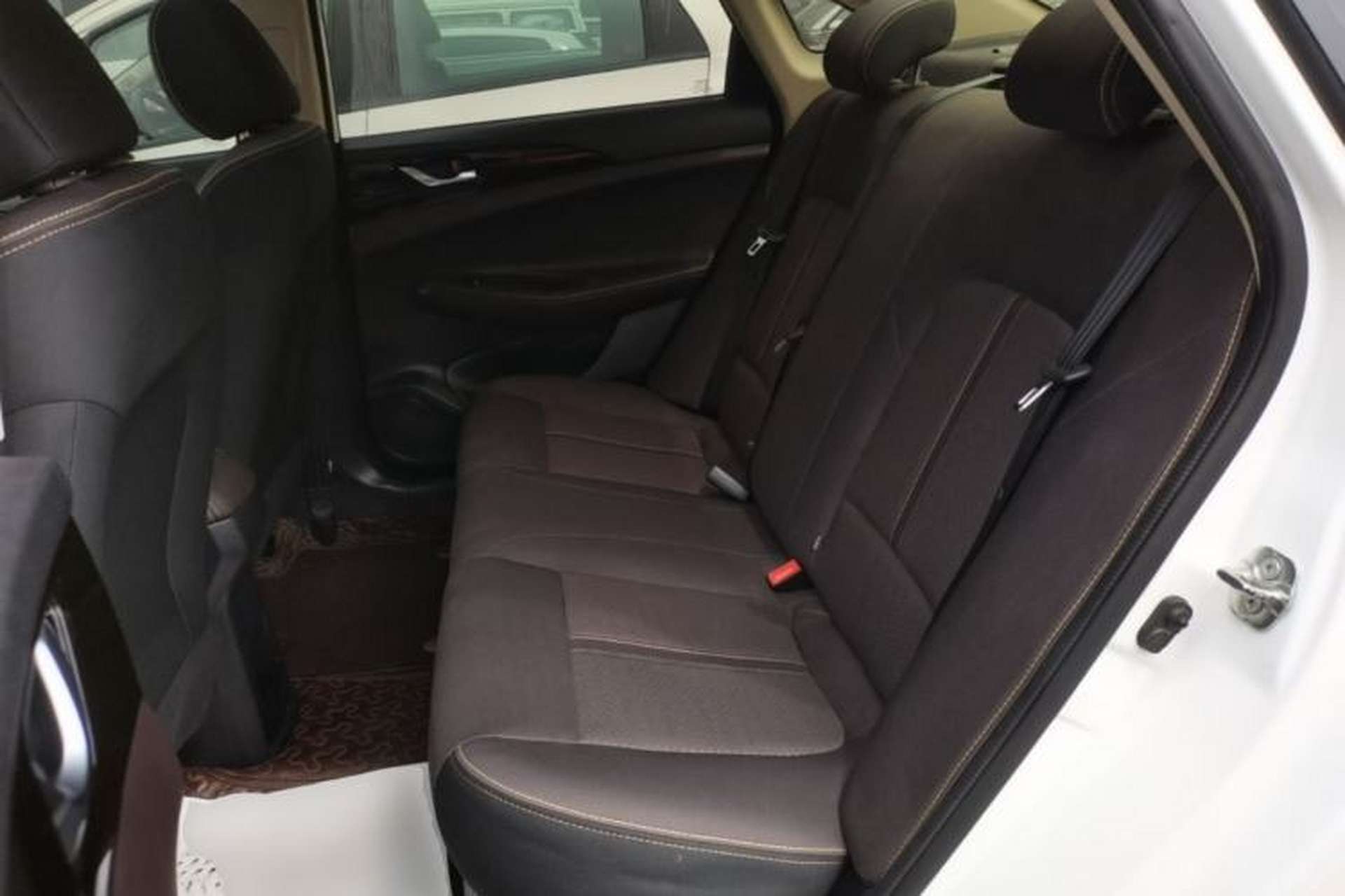 Used CHANGAN Eado DT 2019 1.6L Manual Comfort Model China VI Standard Left Rear Seat