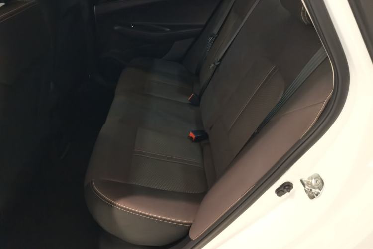 Used CHANGAN Eado DT 2019 1.6L Manual Comfort Model China VI Standard Left Rear Seat