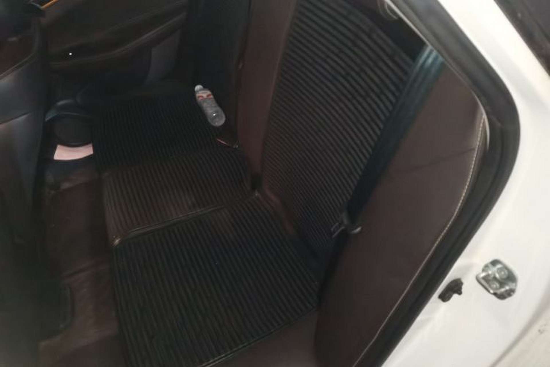 Used CHANGAN Eado DT 2019 1.6L Manual Enjoyment Model China VI Standard Left Rear Seat