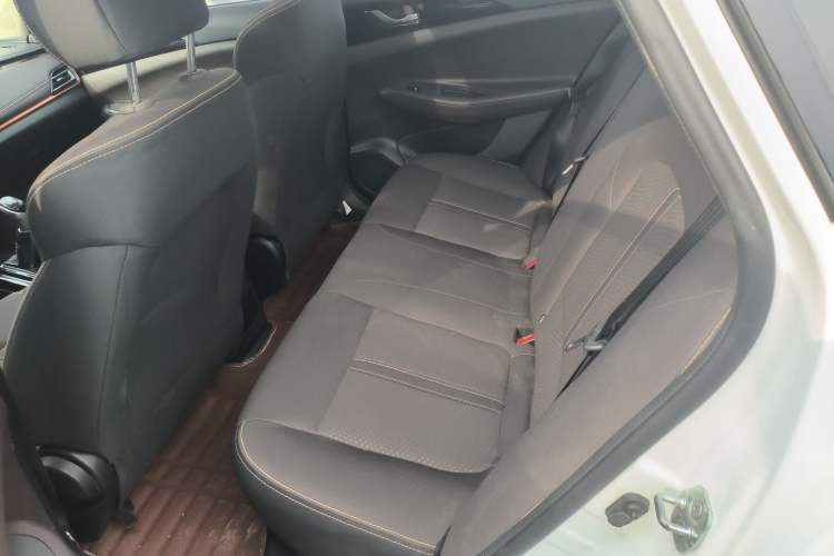 Used CHANGAN Eado DT 2019 1.6L Manual Comfort Model China VI Standard Left Rear Seat