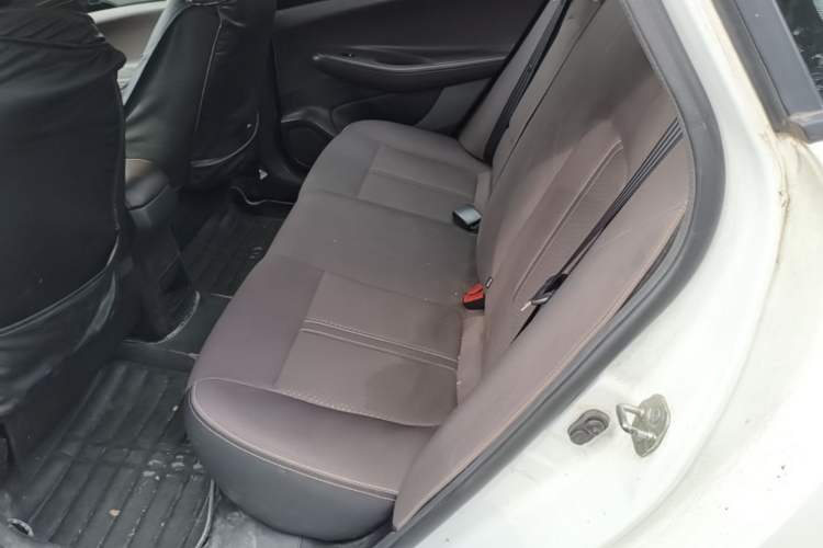 Used CHANGAN Eado DT 2019 1.6L Manual Comfort Model China VI Standard Left Rear Seat