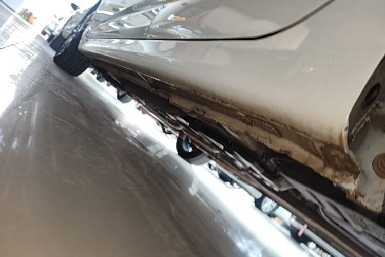 Used CHANGAN Eado DT 2019 1.6L Automatic Smart Enjoyment Model China VI Standard Left Side Sill