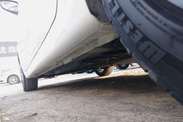 Used CHANGAN Eado DT 2019 1.6L Manual Comfort Model China VI Standard Left Side Sill