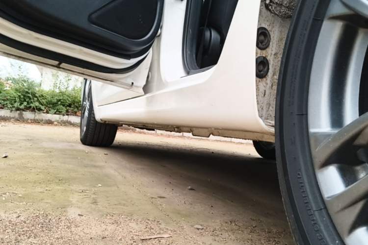Used CHANGAN Eado DT 2019 1.6L Automatic Smart Enjoyment Model China VI Standard Left Side Sill