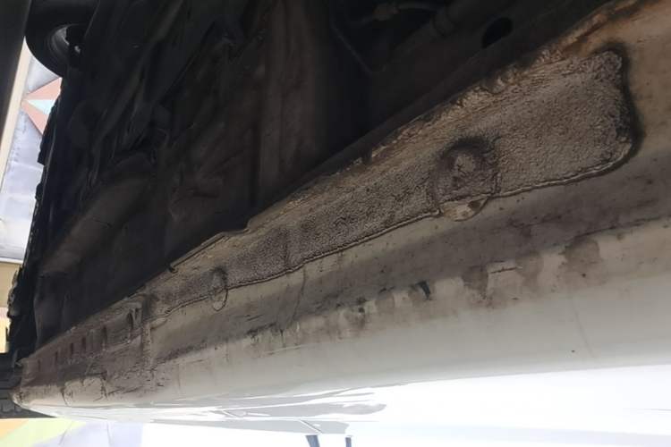 Used CHANGAN Eado DT 2019 1.6L Manual Comfort Model China VI Standard Left Side Sill